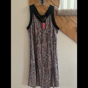 Stretchy Confetti Print Dress with Black Accent